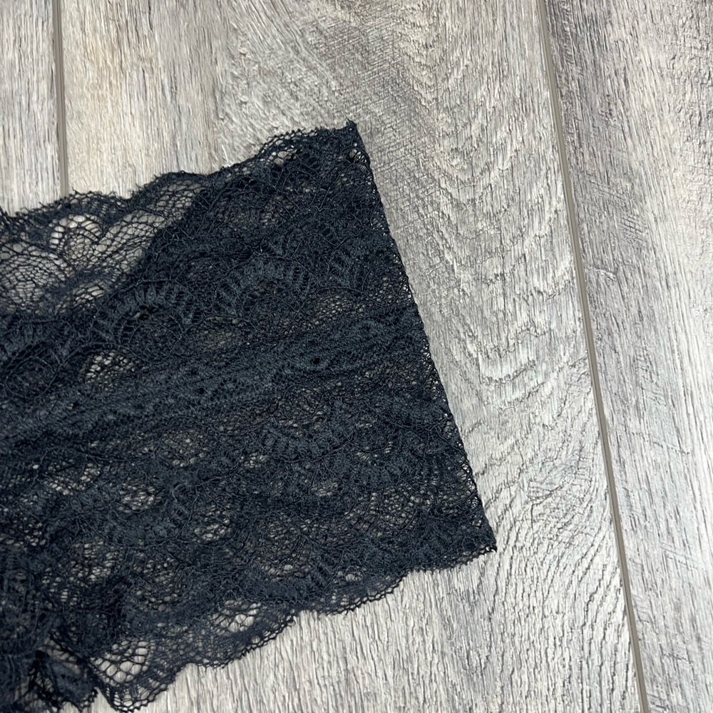 Black Lace Underwear‎ - Picture 2 of 7